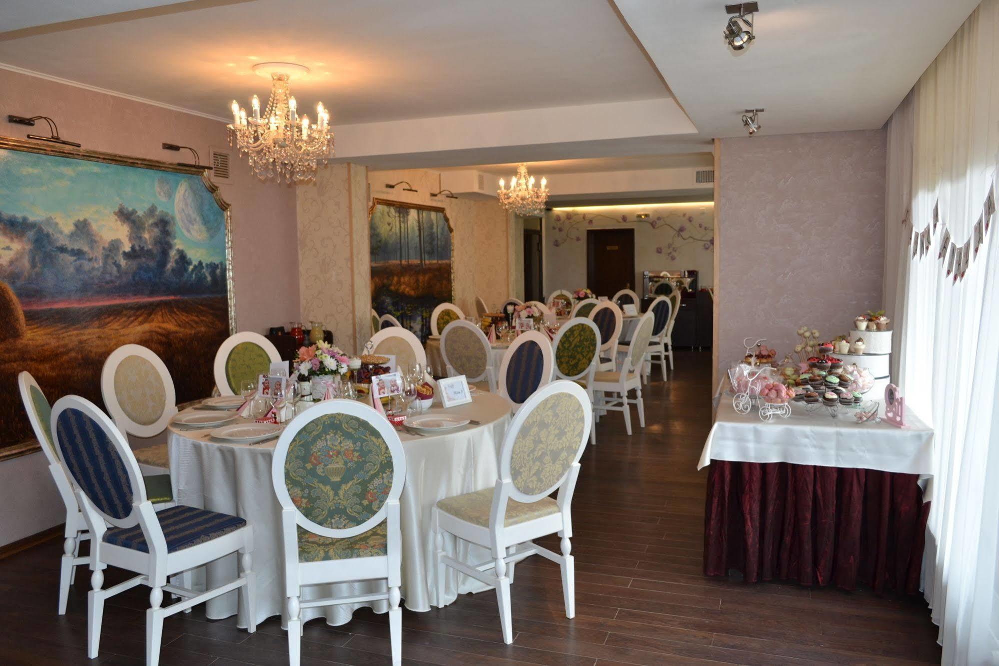 Rubin Hotel Sibiu Luaran gambar